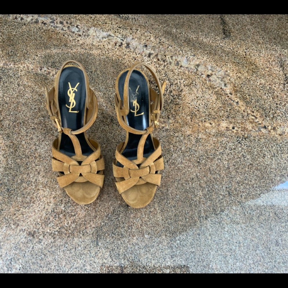 Yes Saint Laurent size 6 Tribute Platform.